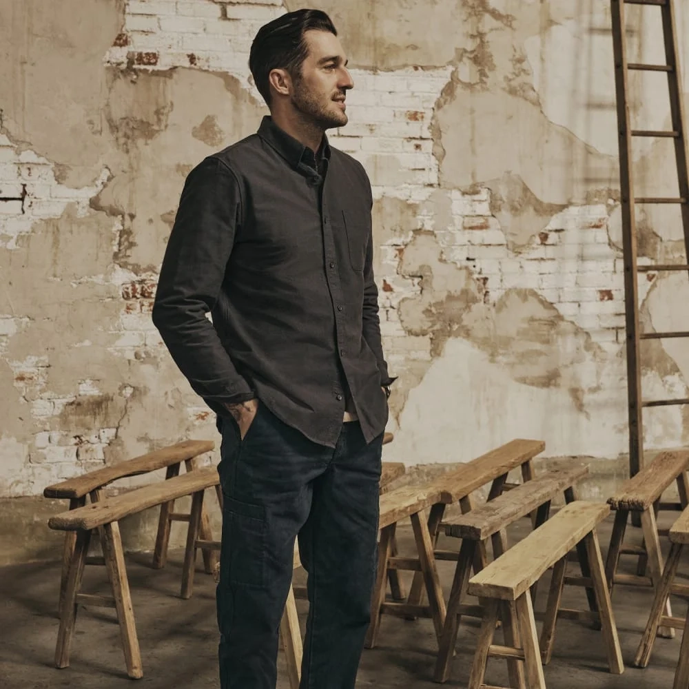 The Classic Shirt in Linen | Black (6)