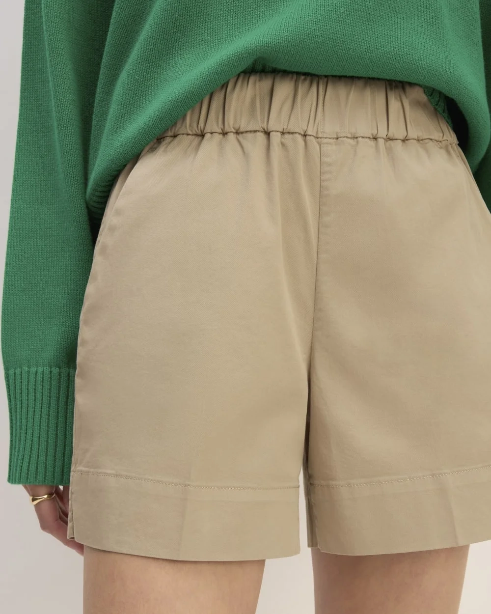The Easy Short | Trench Coat Khaki (6)