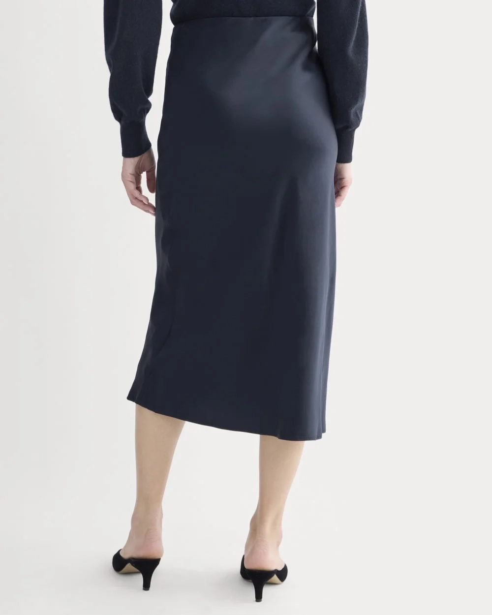 Slip Skirt in Silk Charmeuse | Navy (5)