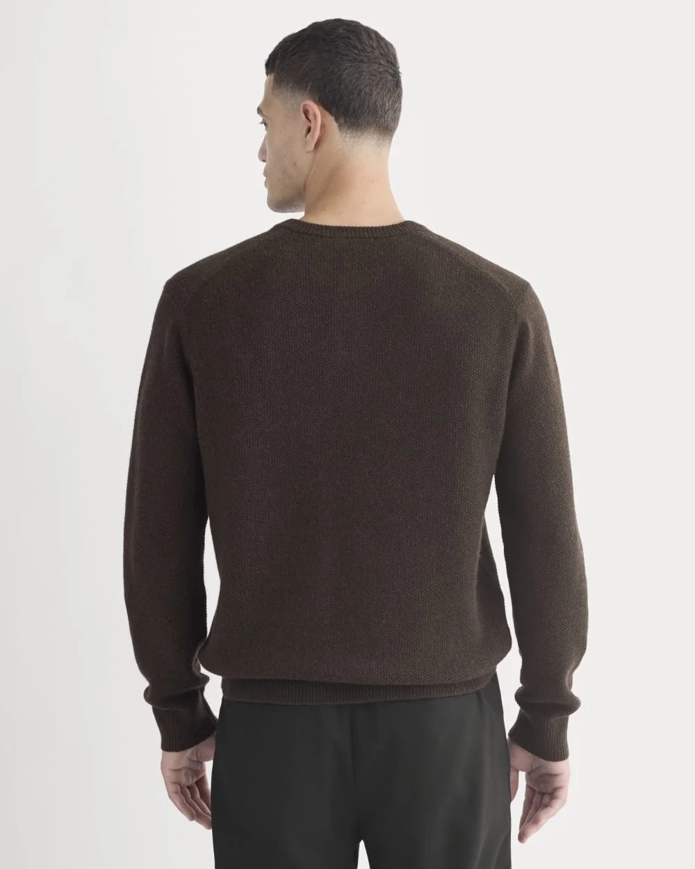Henley in Wool Cashmere | Americano (5)