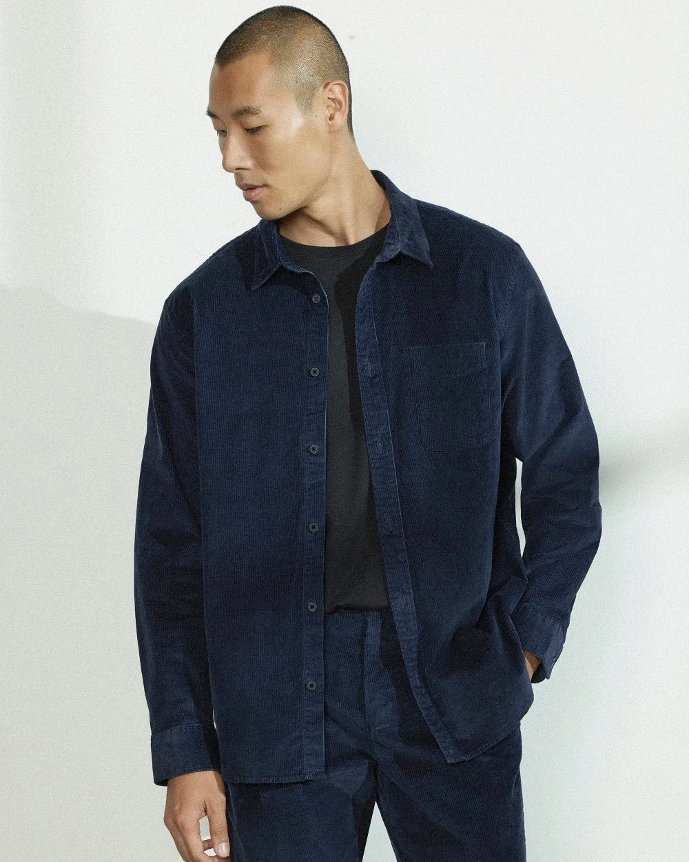 The Relaxed Corduroy Shirt  | Navy (5)