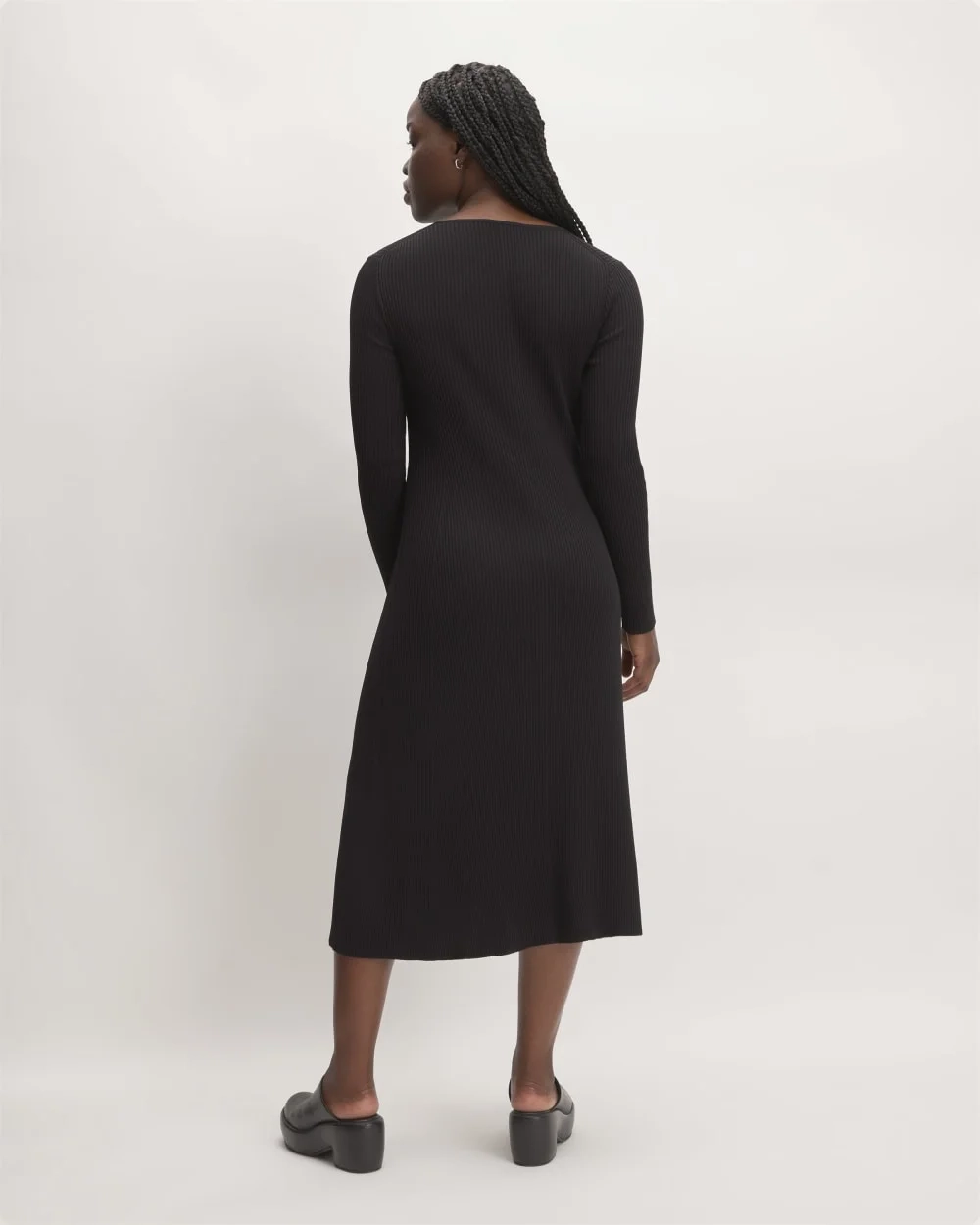 The Ribbed Scoopneck Dress | Black (5)