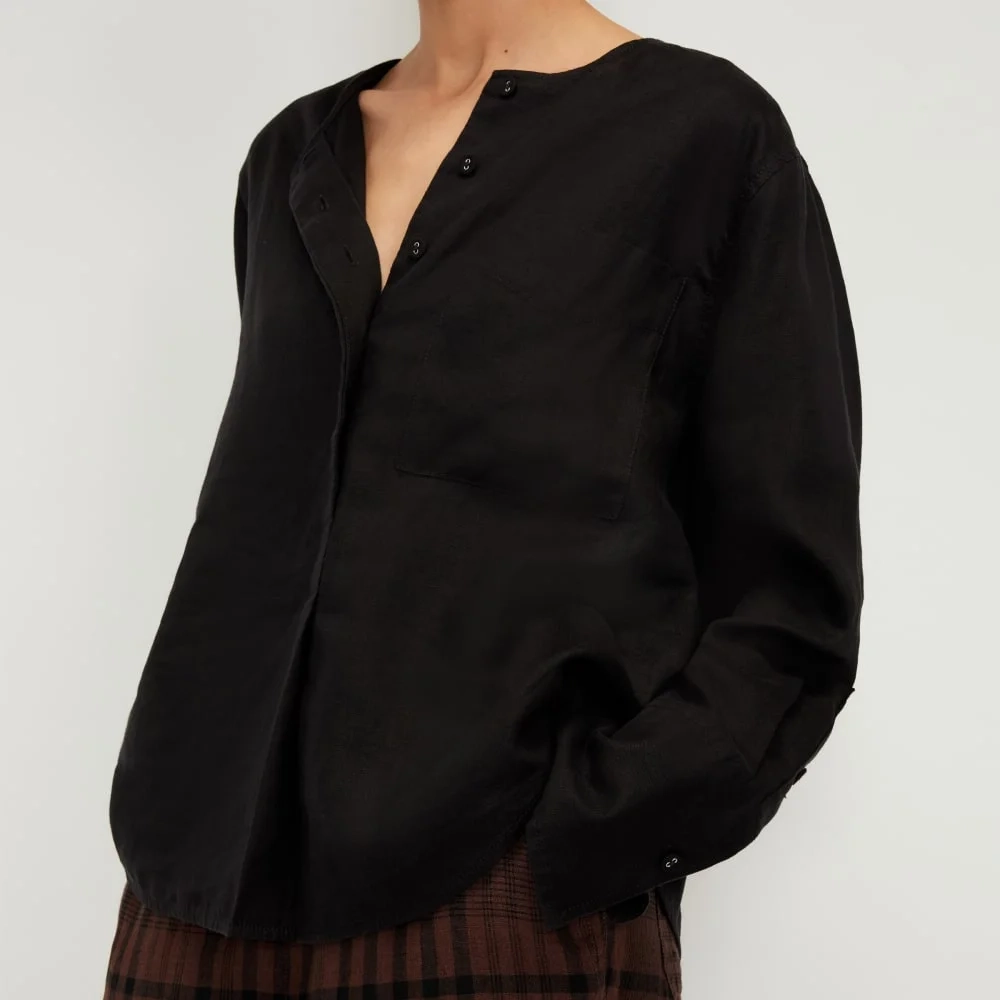 The Linen Popover Shirt | Black (5)
