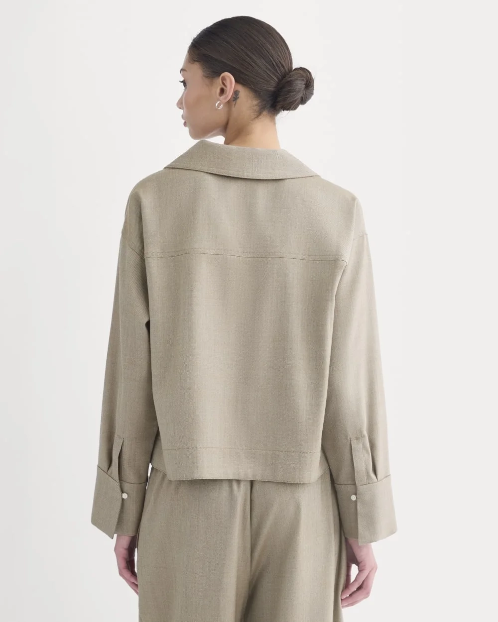 Overshirt in Tailor Twill | Light Taupe (4)