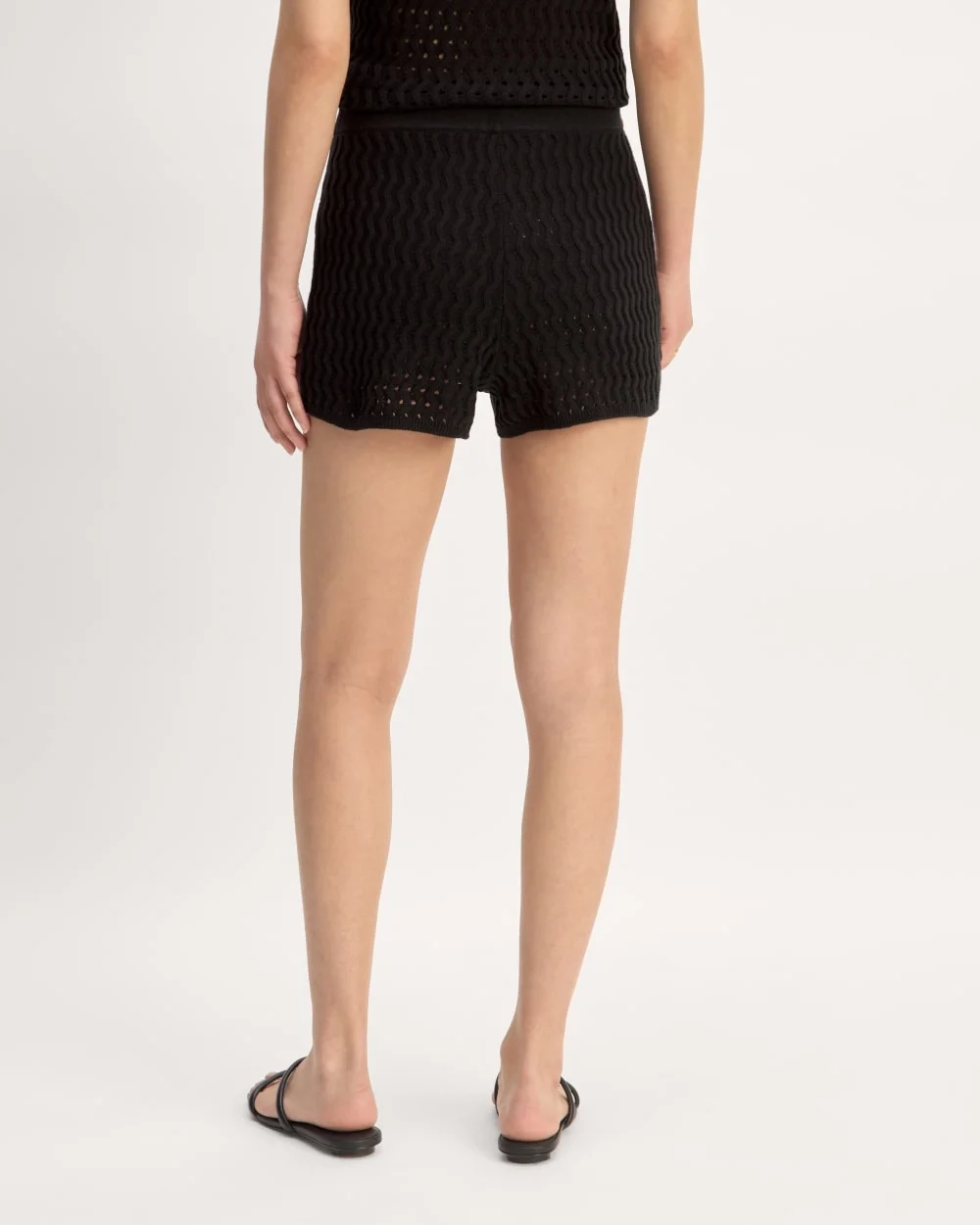 The Crochet Knit Short | Black (2)
