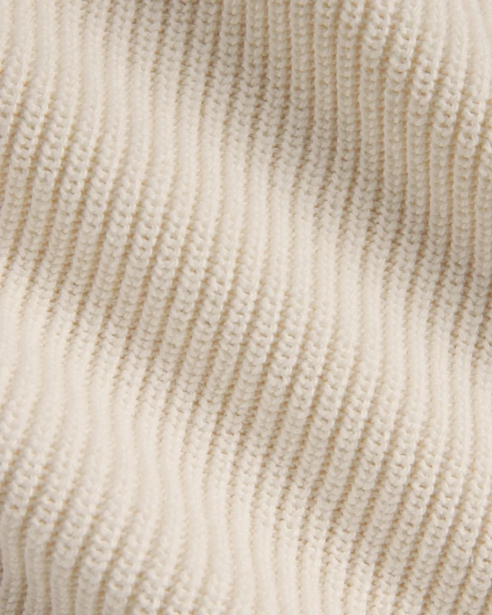 The Slouchy V-Neck in Everyday Cotton | Canvas (4)