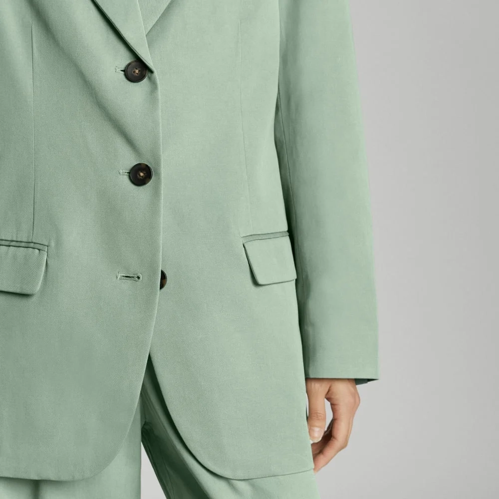 The ’80s Blazer | Lily Pad (5)