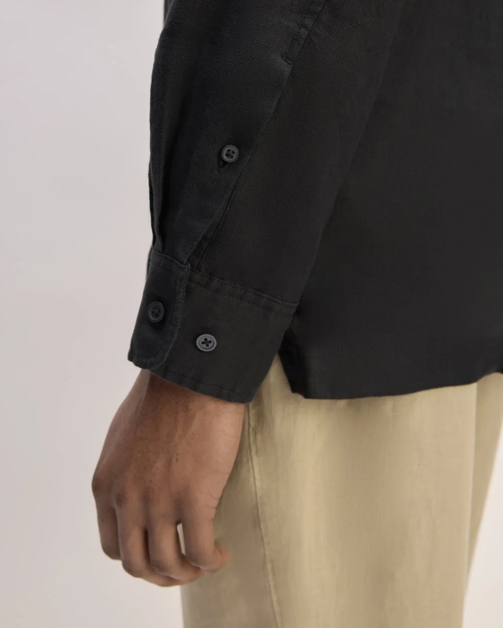 The Linen Straight Hem Shirt | Black (5)