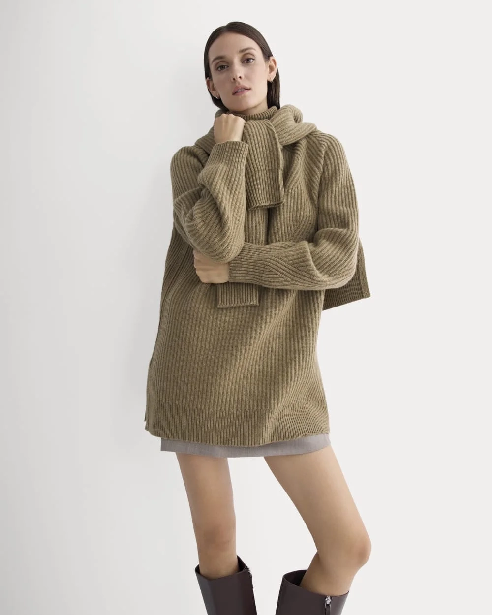 Cocoon Turtleneck in Wool Cashmere | Toast (3)