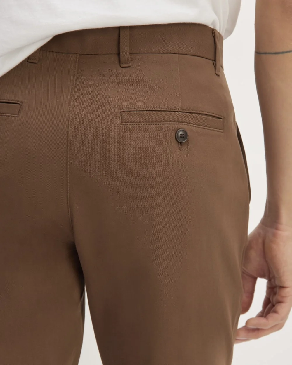The Performance Chino | Uniform | Cocoa | Athletic (7)