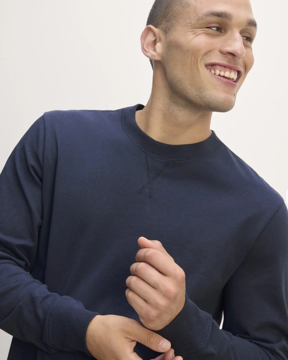 The Premium-Weight Relaxed Crew | Navy (4)