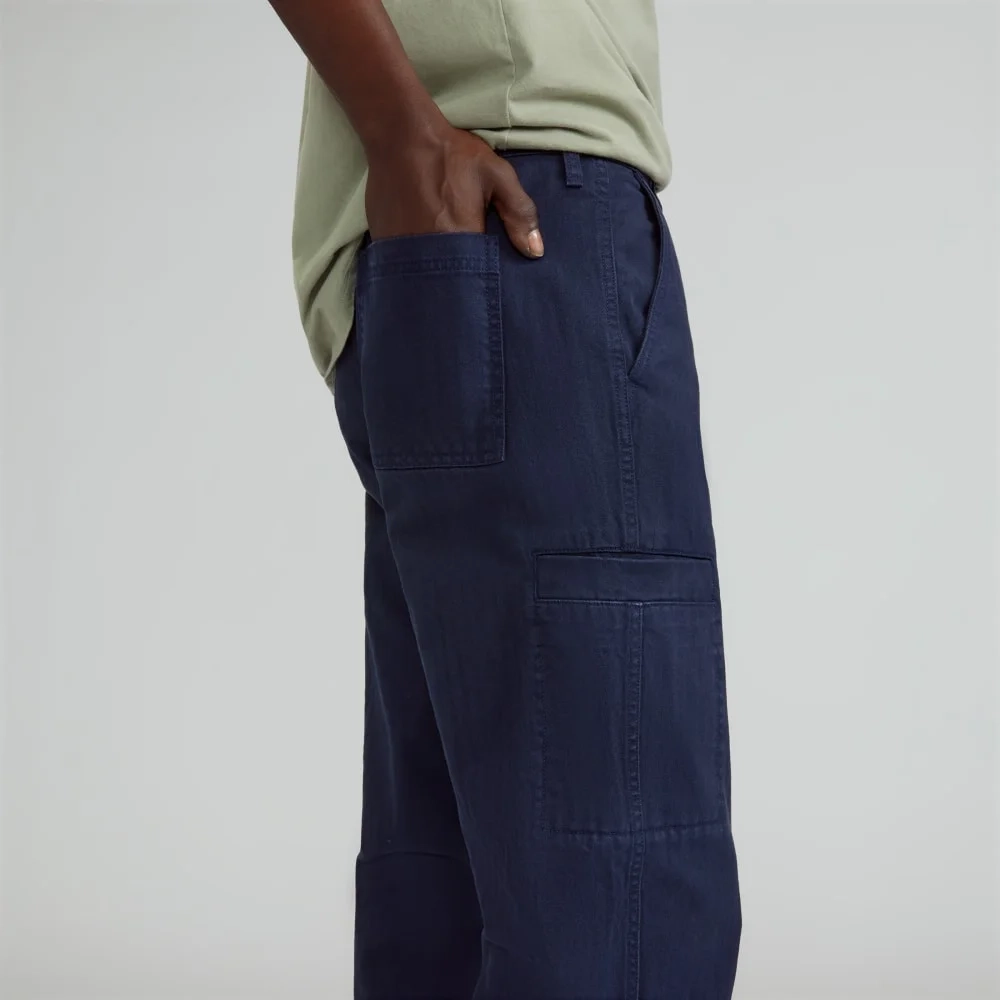 The Organic Cotton Herringbone Refined Cargo | Navy (6)