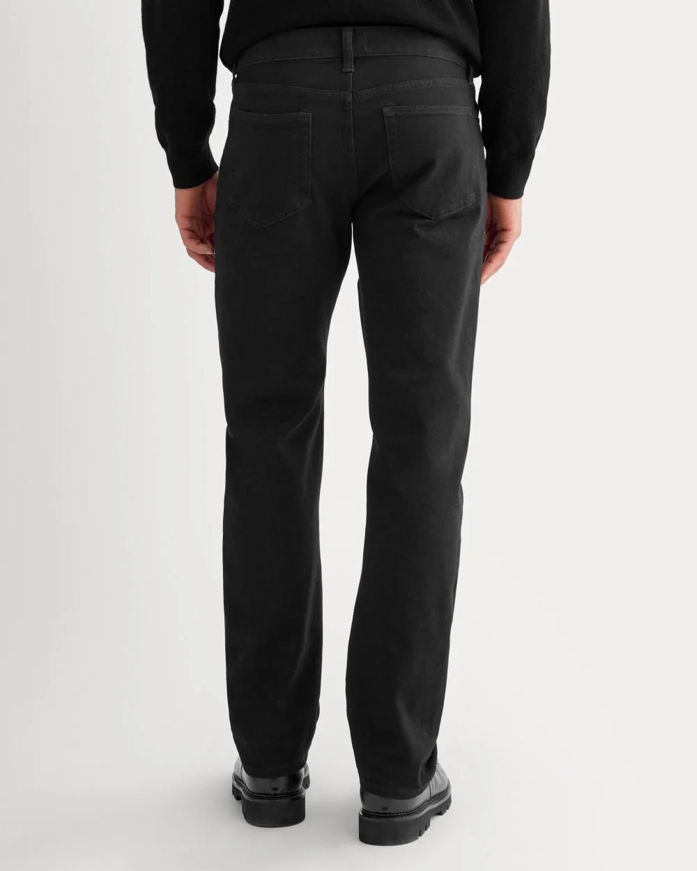 Straight-Leg Stretch Jean |  Black (5)