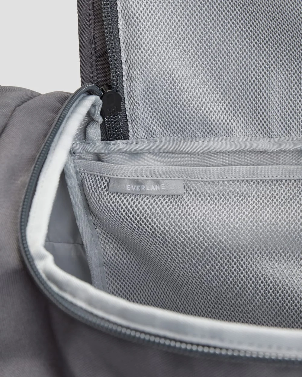 The ReNew Transit 4-Way Duffle | Slate Grey (6)
