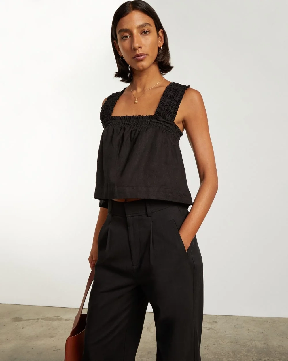 The Smocked Linen Cami | Black (4)
