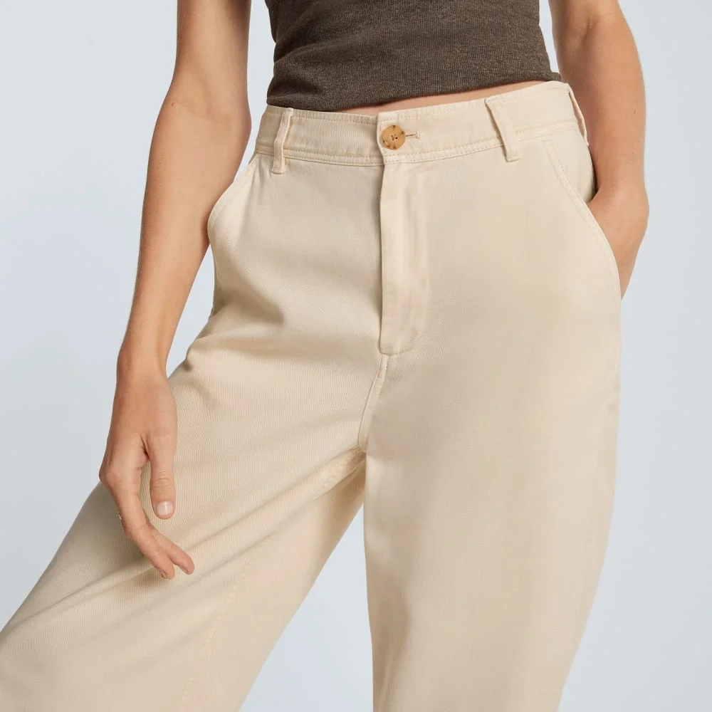 The Chino in Buttersoft | Parchment (4)