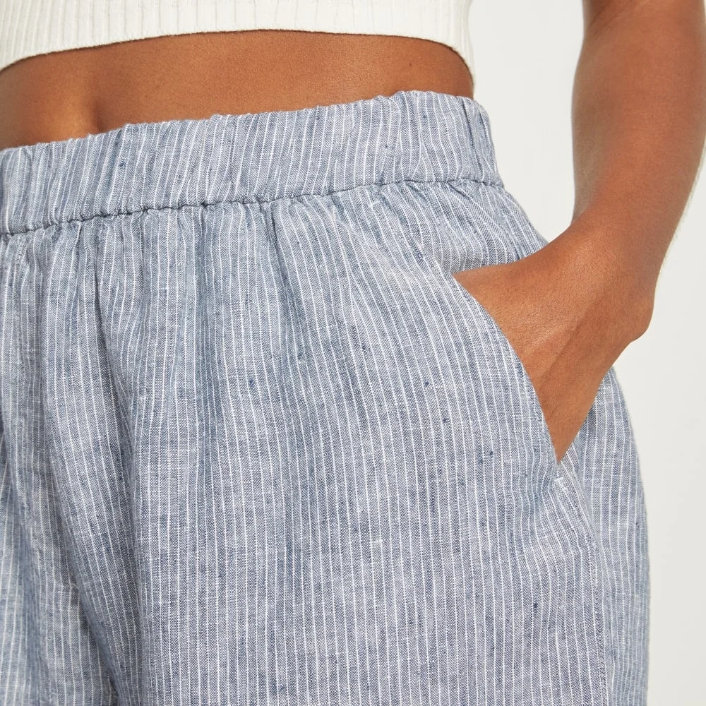 The Linen Boxer Short | Blue / White Pinstripe (5)