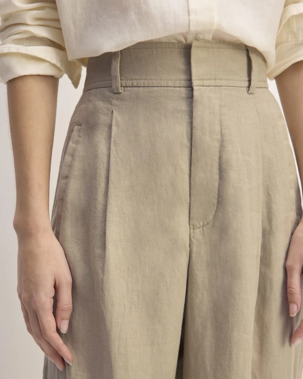The Linen Way-High® Drape Pant  | Trench Coat Khaki (4)