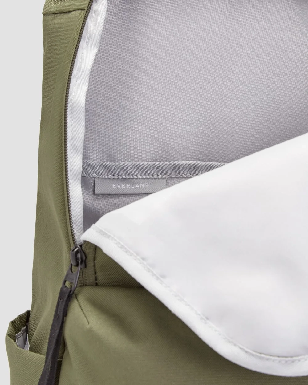 The ReNew Transit Backpack | Kalamata (6)