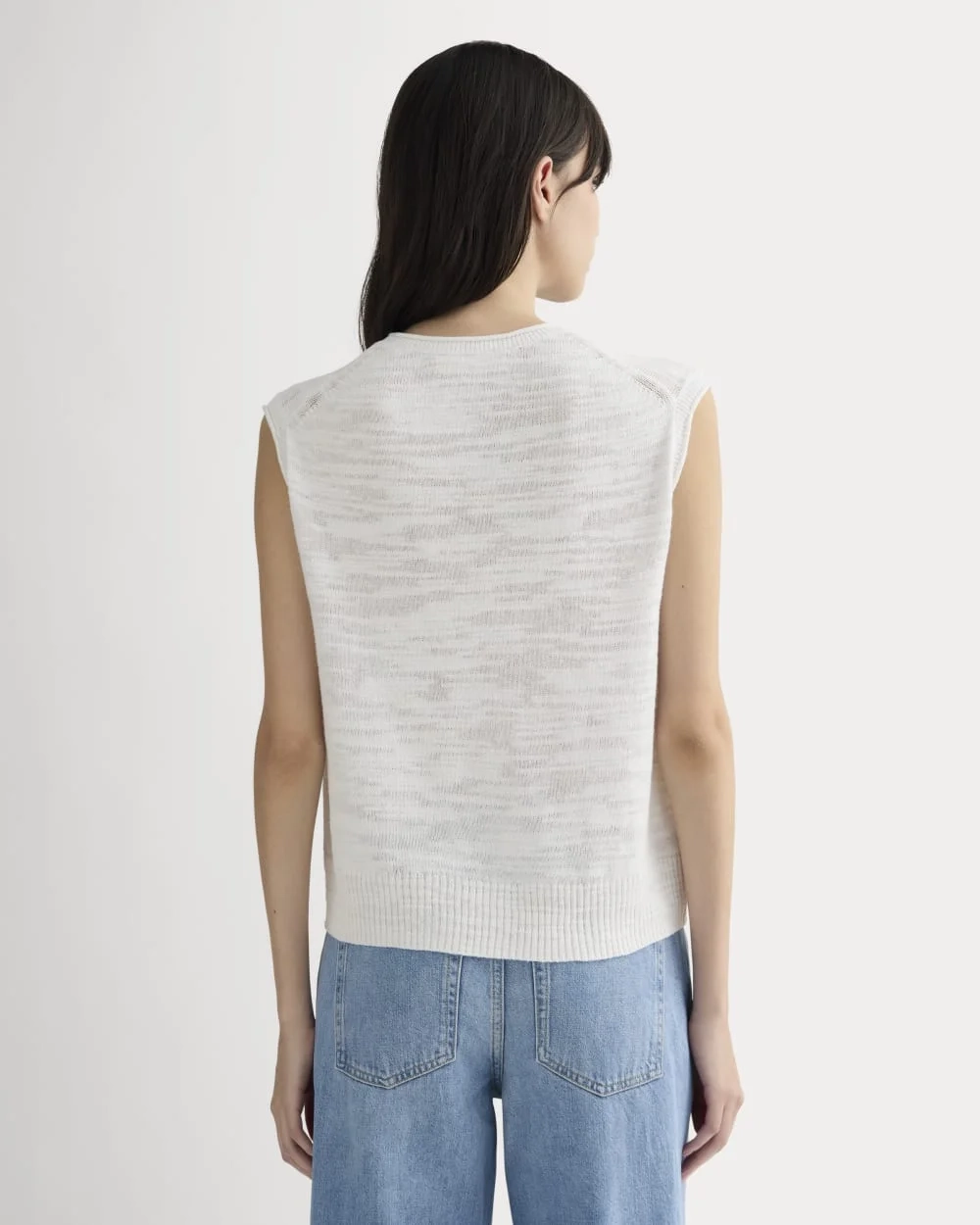 The Muscle Sweater in Cotton Linen | White (5)
