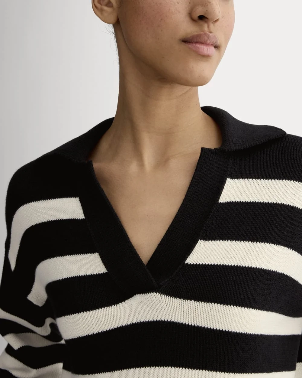 The Boxy Polo in Everyday Cotton | Black / Canvas (4)