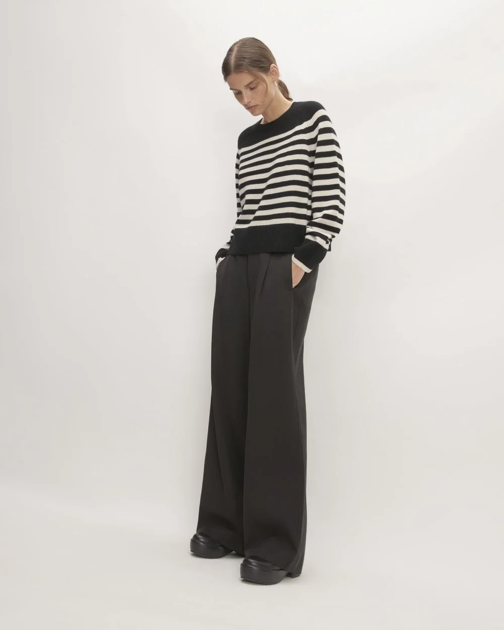 The Boxy Crew in Cashmere | Black / Bone (2)