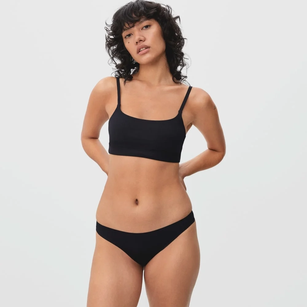 The Invisible Square-Neck Bralette | Black (5)