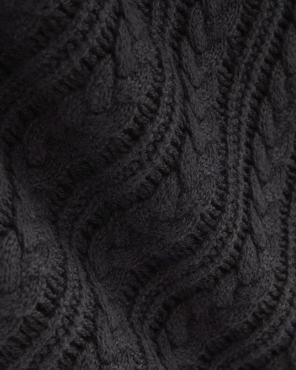 The Mesh Cable Vest in Everyday Cotton | Black (5)