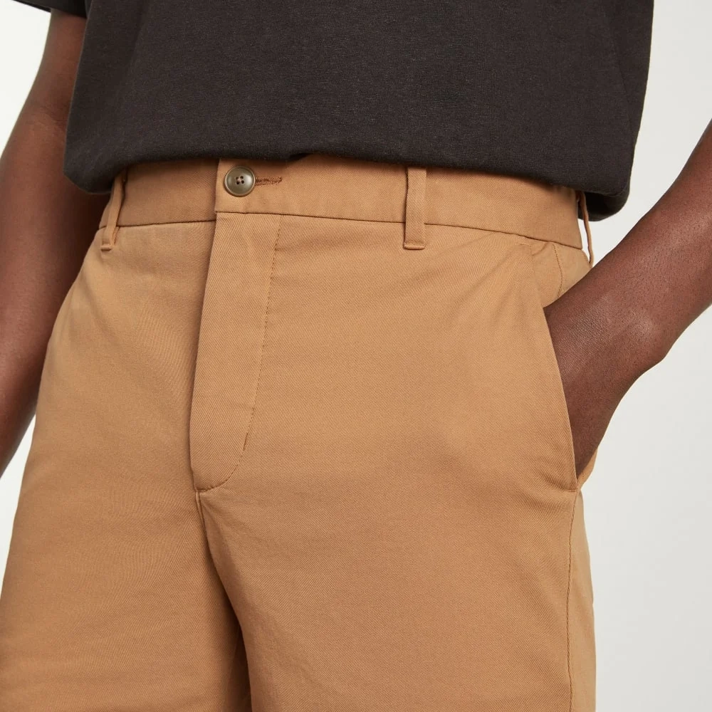 The 9" Slim-Fit Performance Chino Short | Toasted Coconut (4)