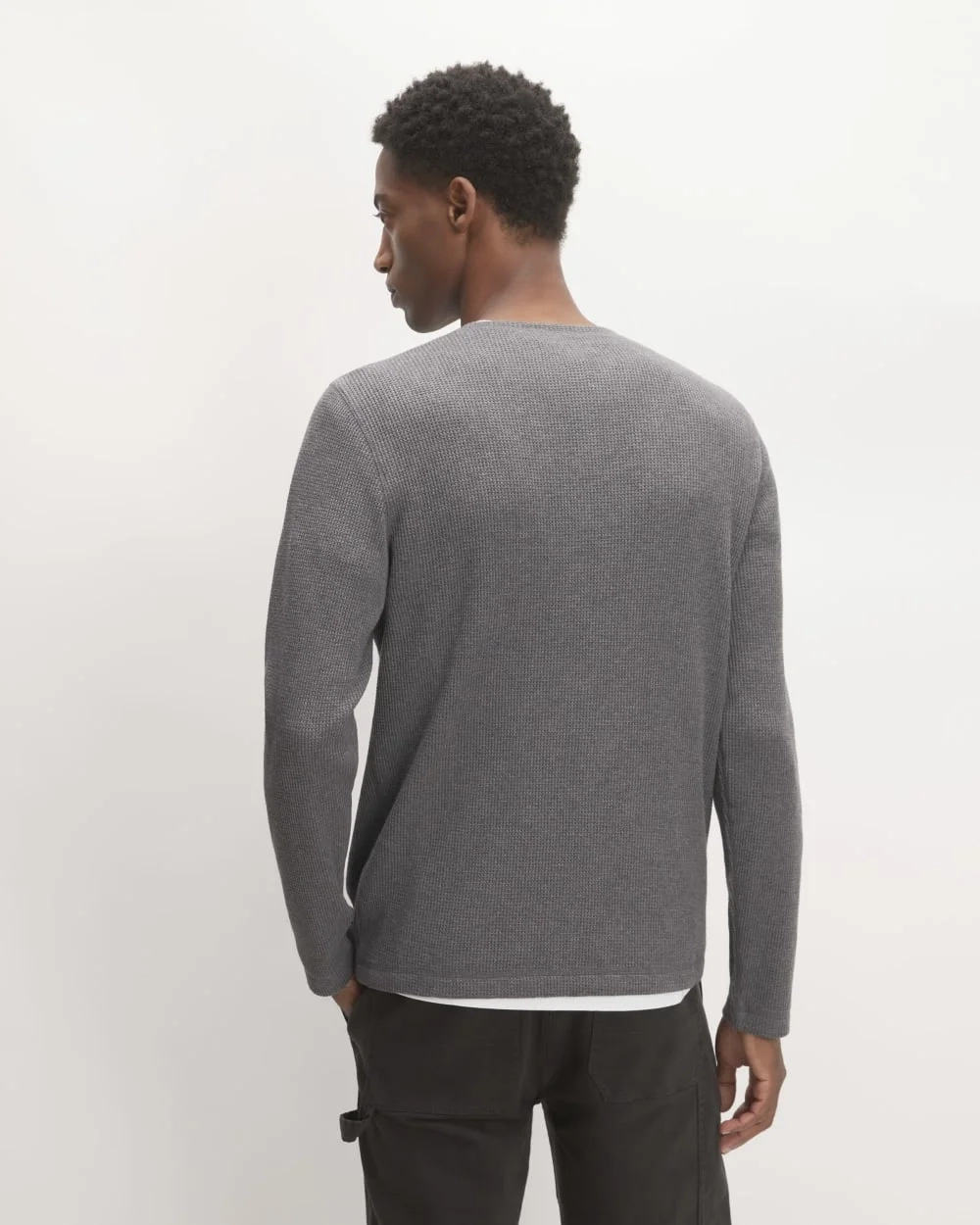 The Waffle Long-Sleeve Henley | Heathered Charcoal (3)