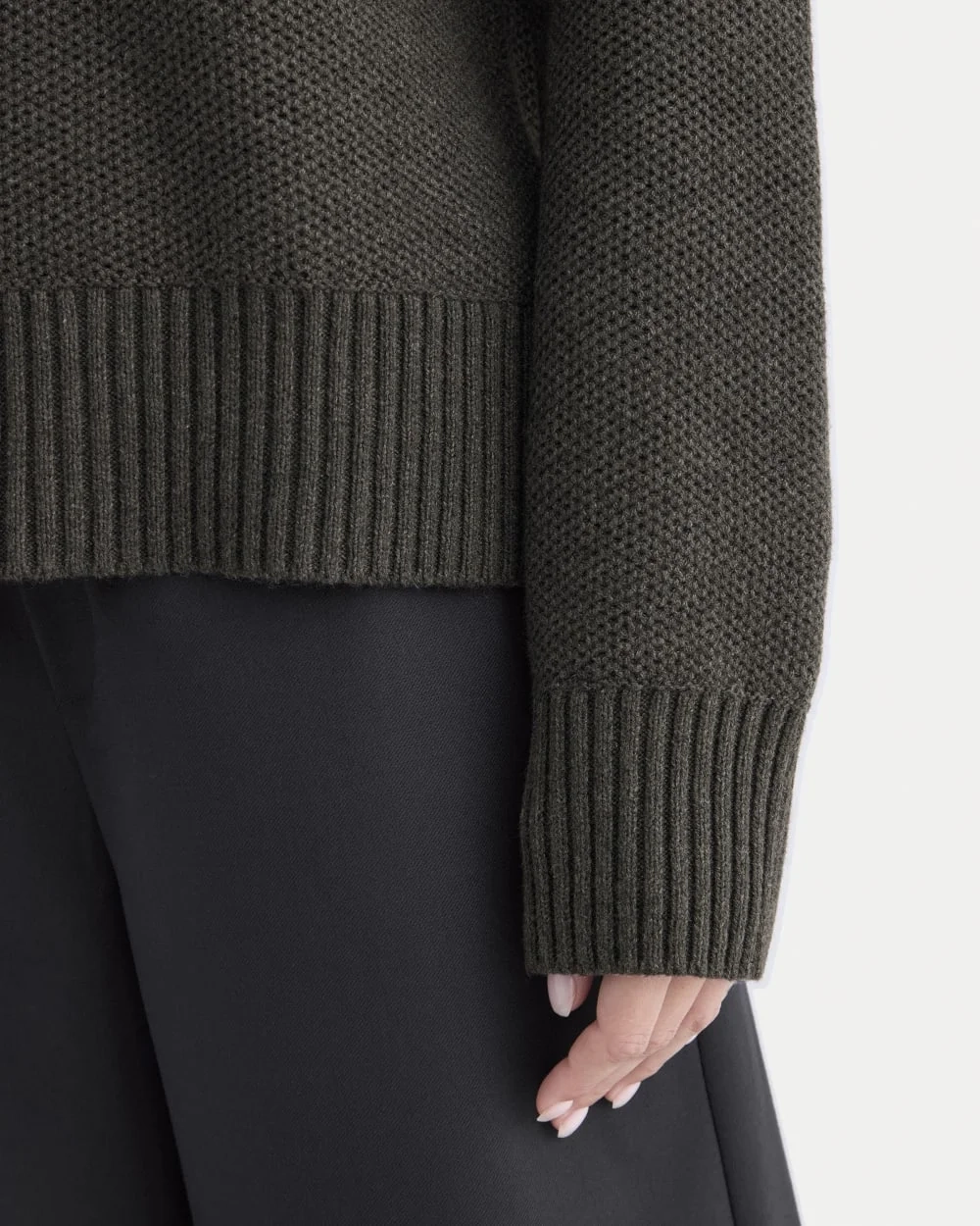 The Cotton Honeycomb Square Crew | Heathered Soot (5)