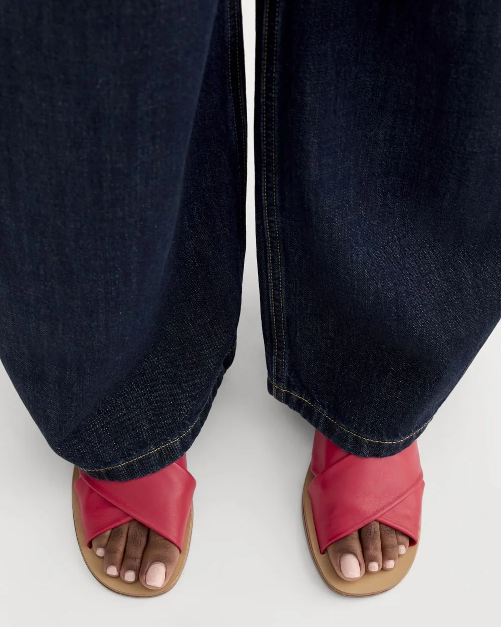 The Day Crossover Sandal | Classic Red (6)
