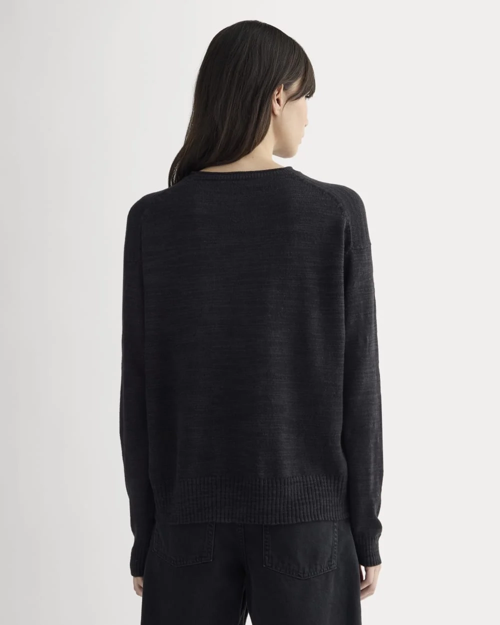The Slouch Sweater in Cotton Linen | Black (4)