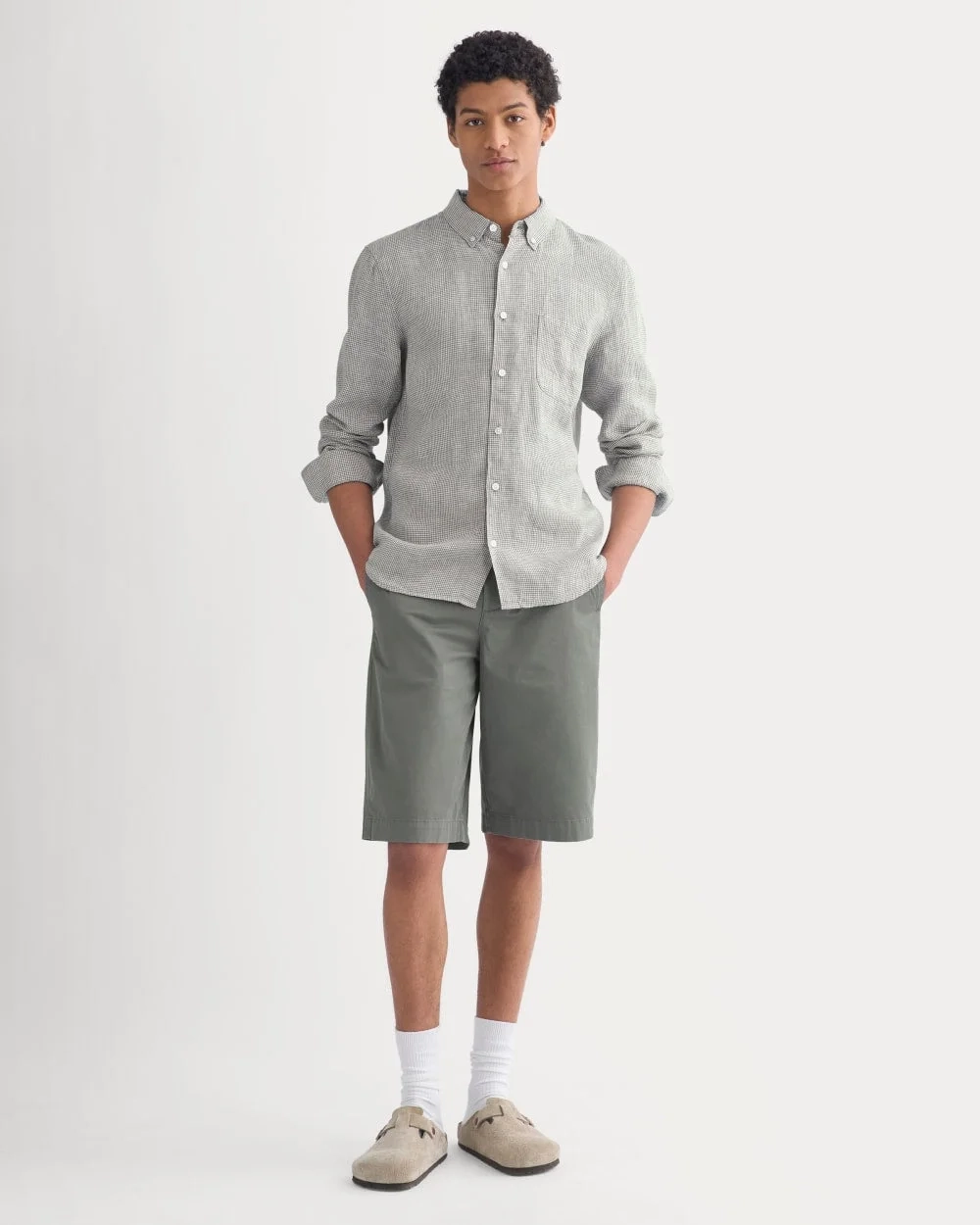 The Classic Shirt in Linen | Agave Green (8)