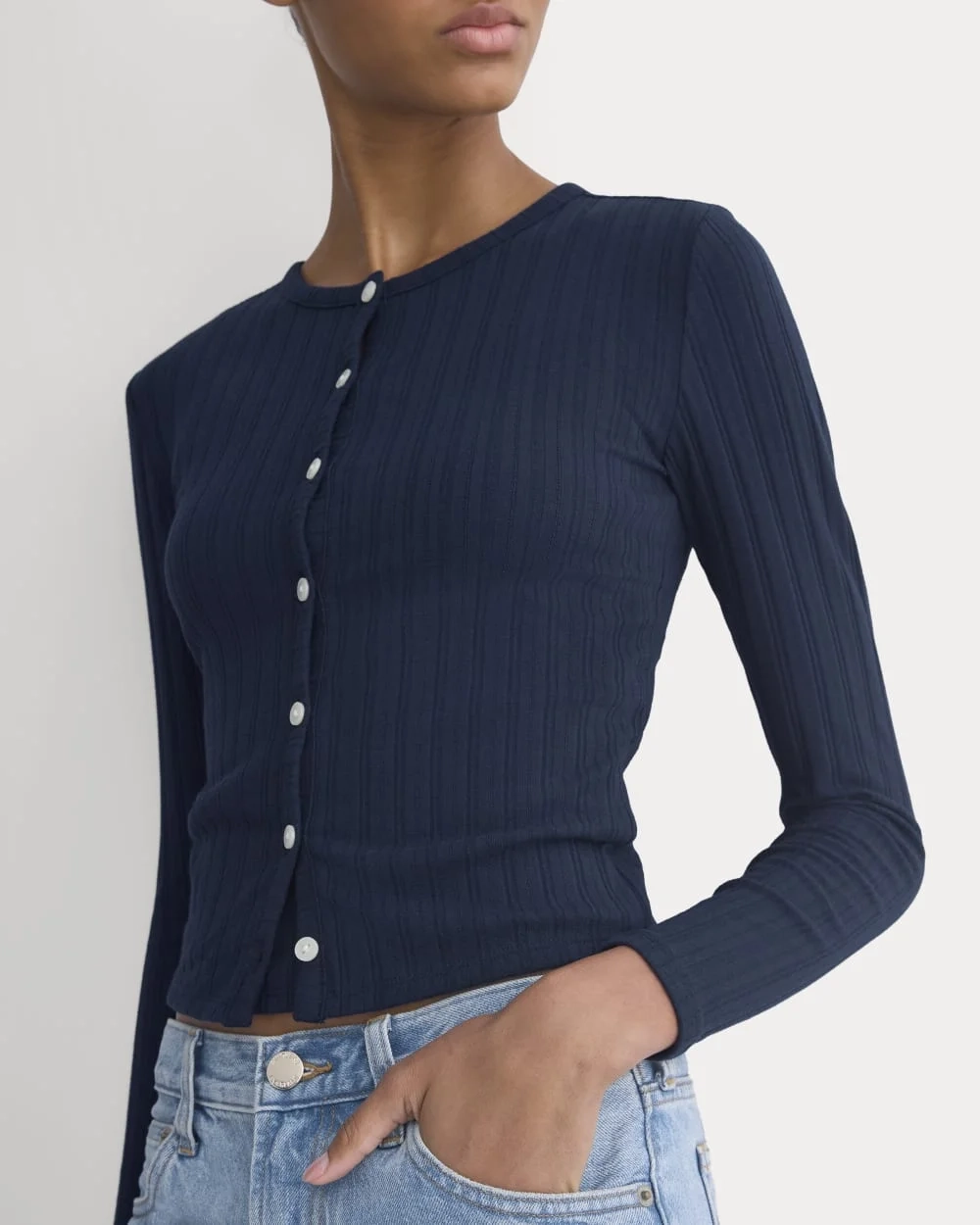 Cardigan in Pointelle | Deep Navy (4)
