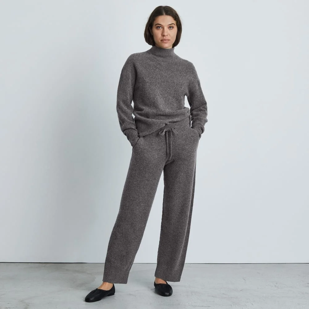 The Cozy-Stretch Wide-Leg Sweatpant | Heathered Charcoal (5)
