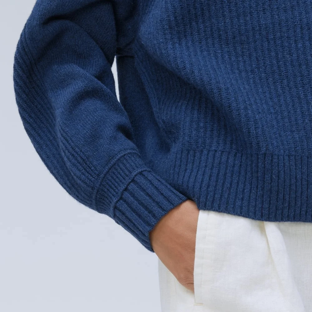 The Cashmere Ribbed Turtleneck | Bright Navy (4)