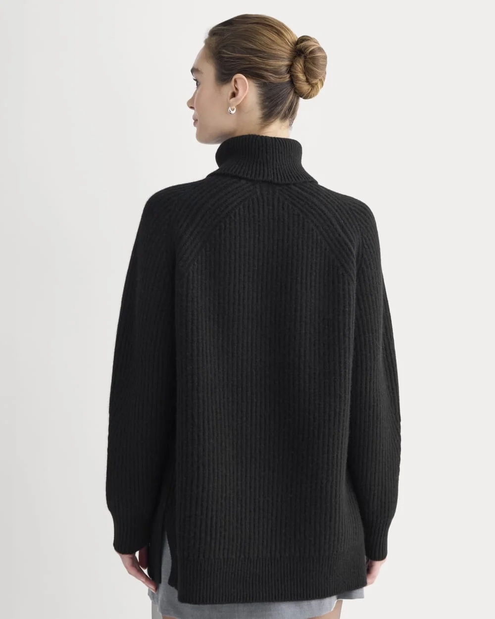 Cocoon Turtleneck in Wool Cashmere | Black (6)