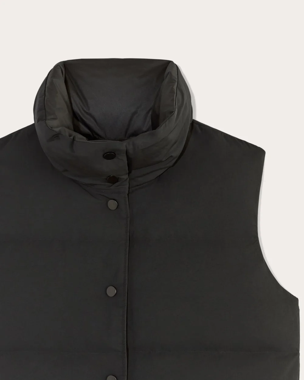 The Puffer Vest | Black (6)