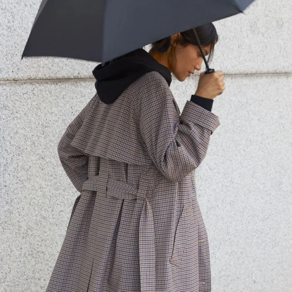 The Gathered Drape Trench | Blue / Brown Houndstooth (8)