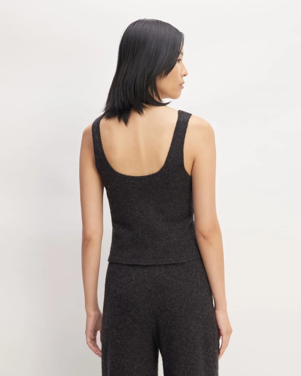 The Cozy-Stretch Tank | Charcoal (5)