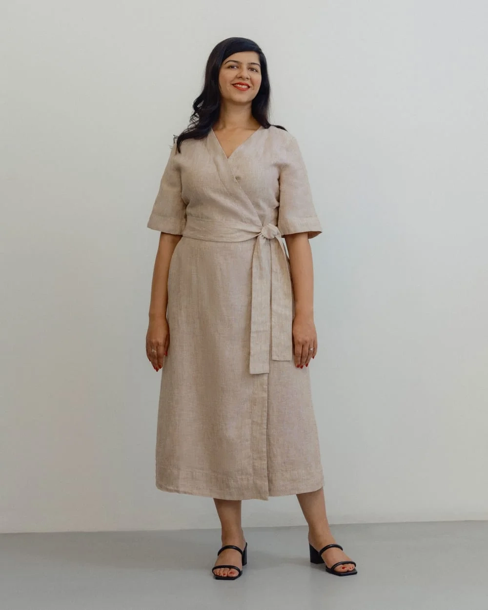 The Wrap Dress in Linen | Cornstalk Chambray (6)