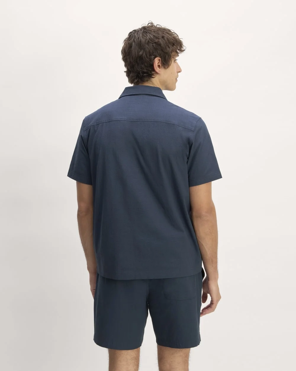 The Seersucker Short-Sleeve Shirt | Deep Blue (6)