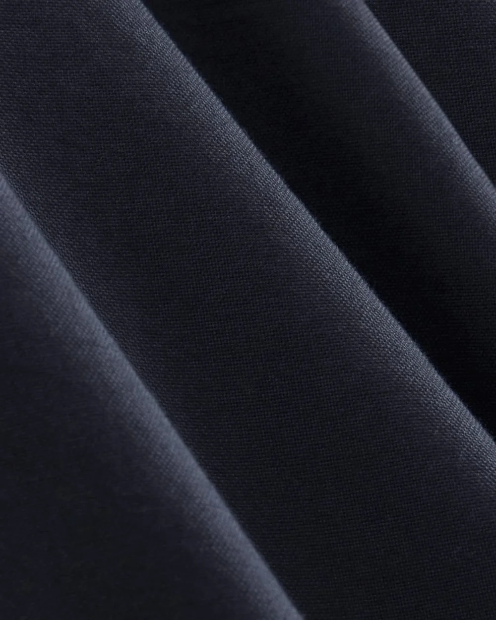 The Classic Oxford Shirt | Navy | Standard (5)