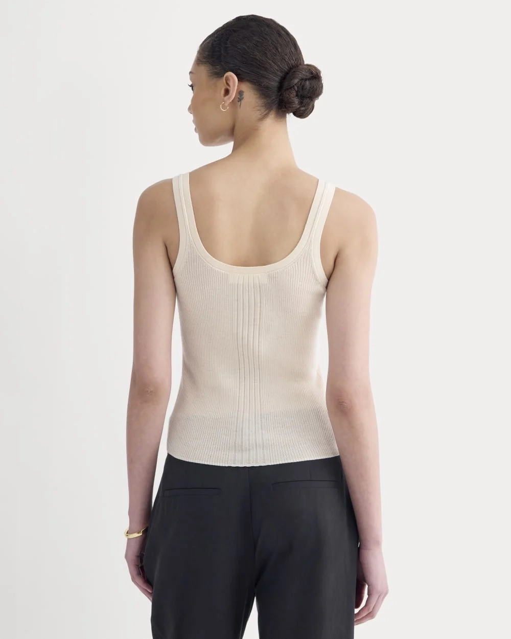 The Light Ribbed Cami in Ultrasoft Merino | Parchment (6)