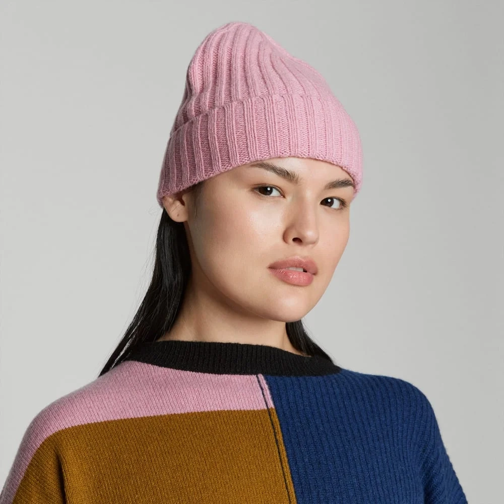 The Cashmere Beanie | Bubblegum (4)
