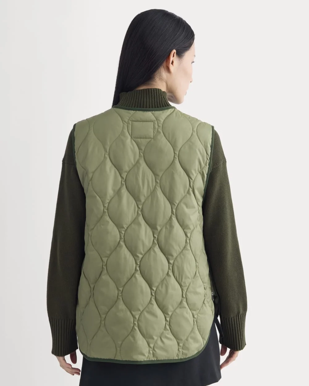 ReNew Quilted Vest | Lichen Green (6)