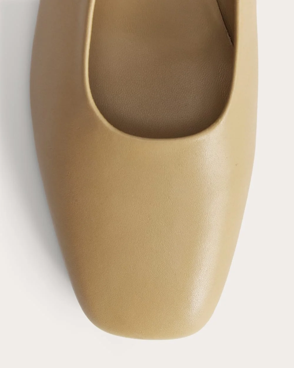 The Gallery Pump | Light Taupe (6)