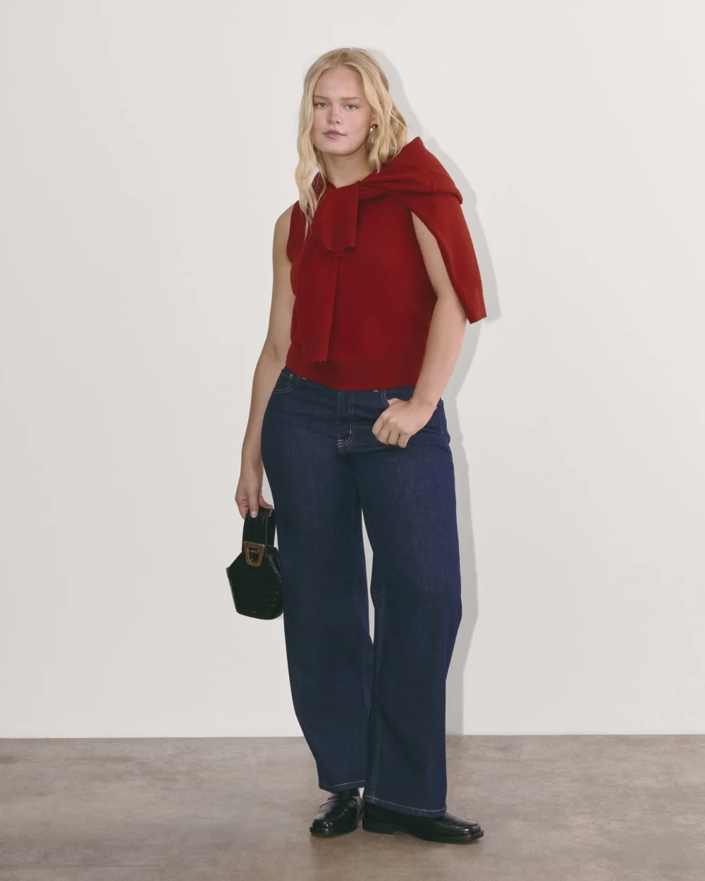 The Classic Tank in Cashmere | Berry Red (5)