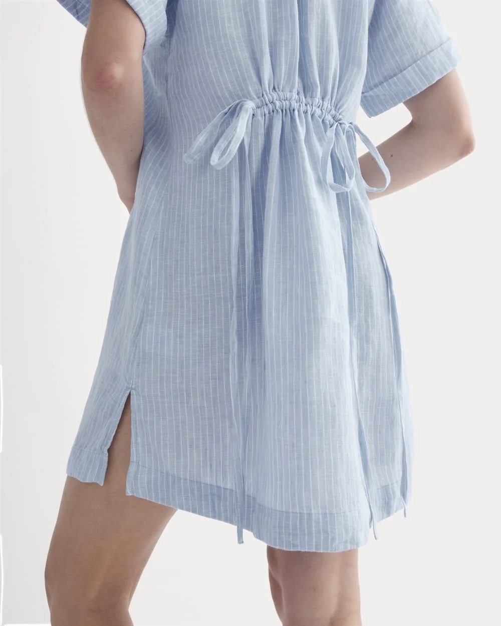 The Popover Dress in Linen | Sky Blue / White (6)